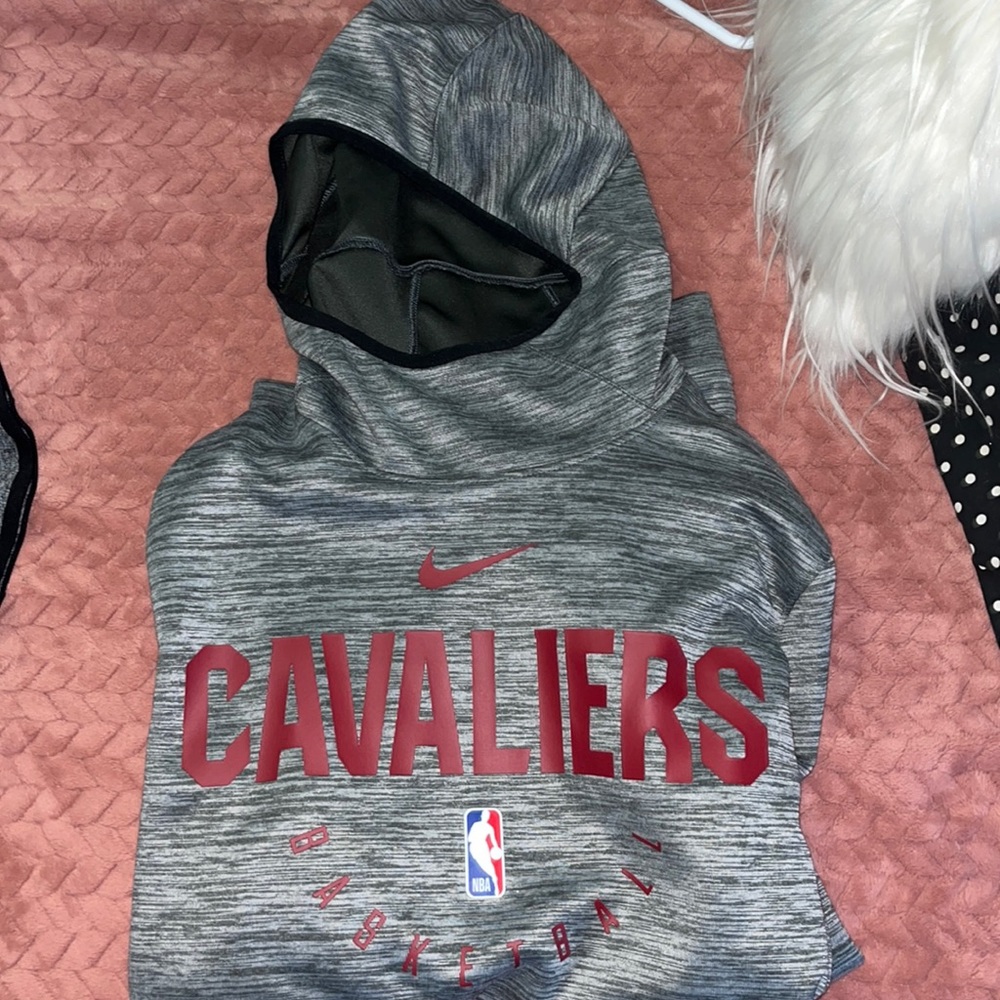 NIKE cavaliers sweatshirt never worn